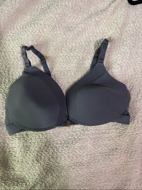 Lively Smooth Molded Front-Closure Bra - Slate